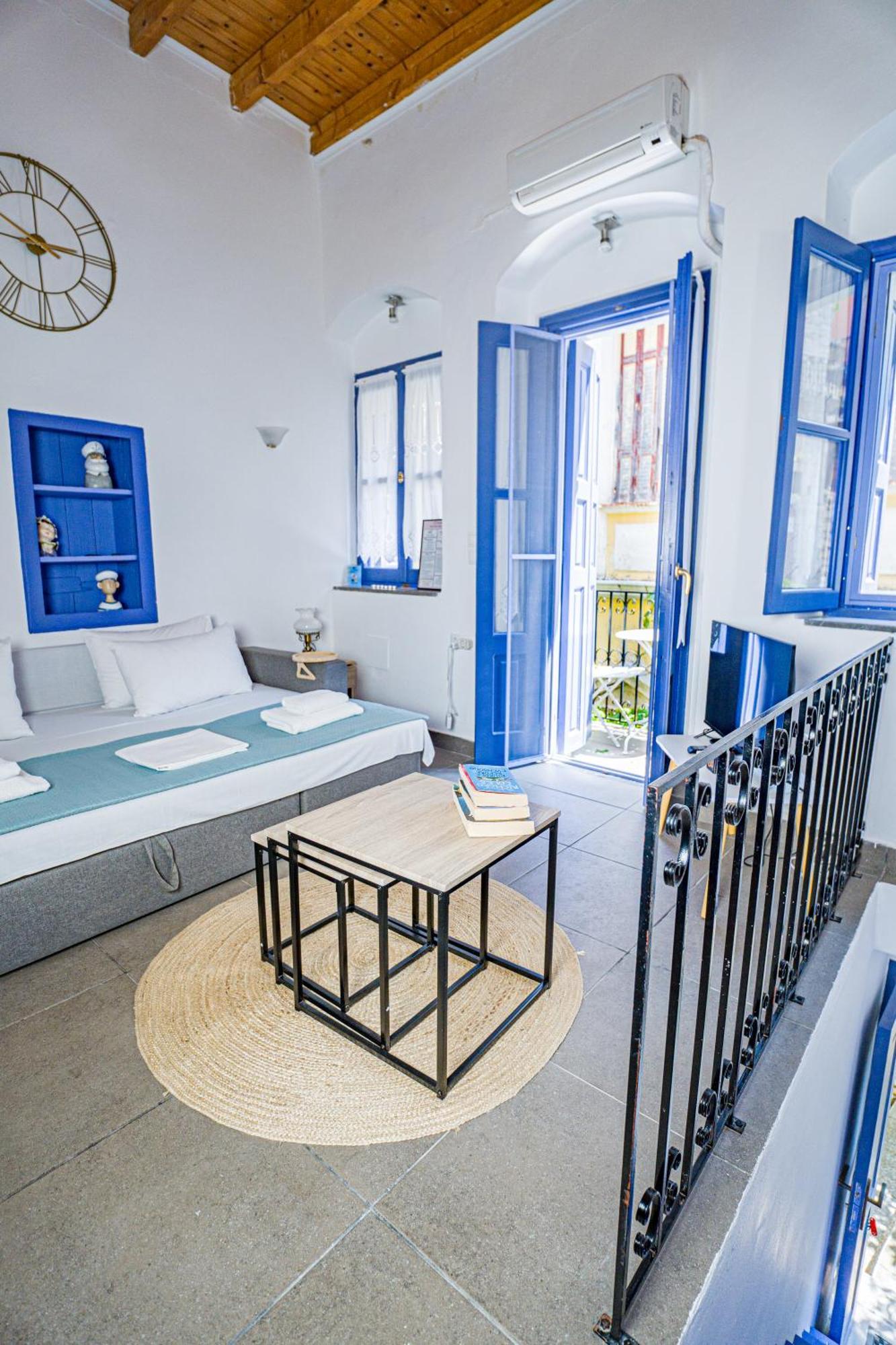 Apartament Kali Strata 2 - Downtown Simi Zewnętrze zdjęcie