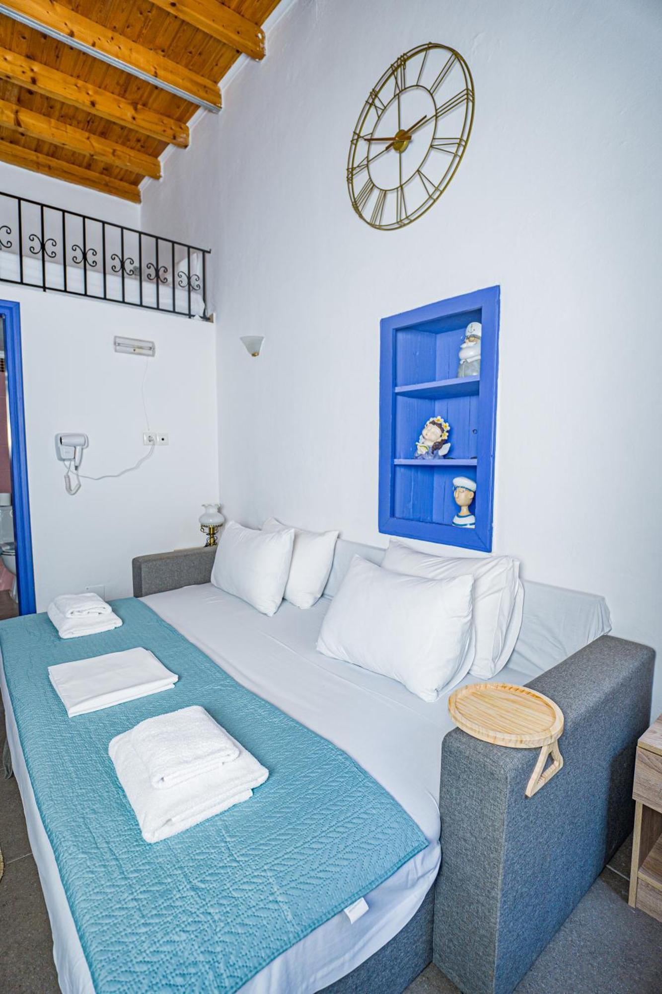 Apartament Kali Strata 2 - Downtown Simi Zewnętrze zdjęcie